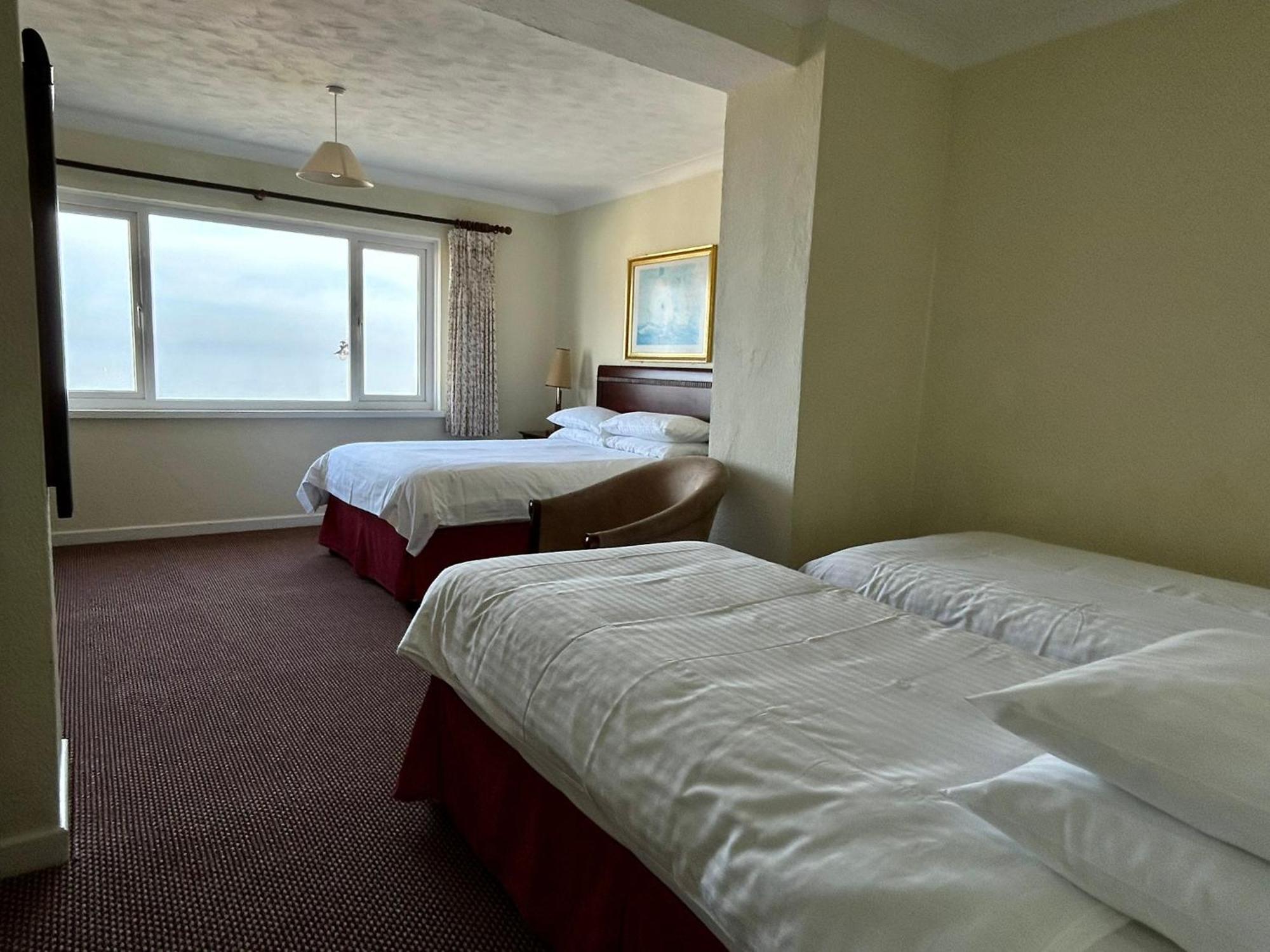 Bay View - Seafront, Sandown - Free Car Ferry For Bookings Of 3 Or More Nights, Subject To Availability Exterior foto