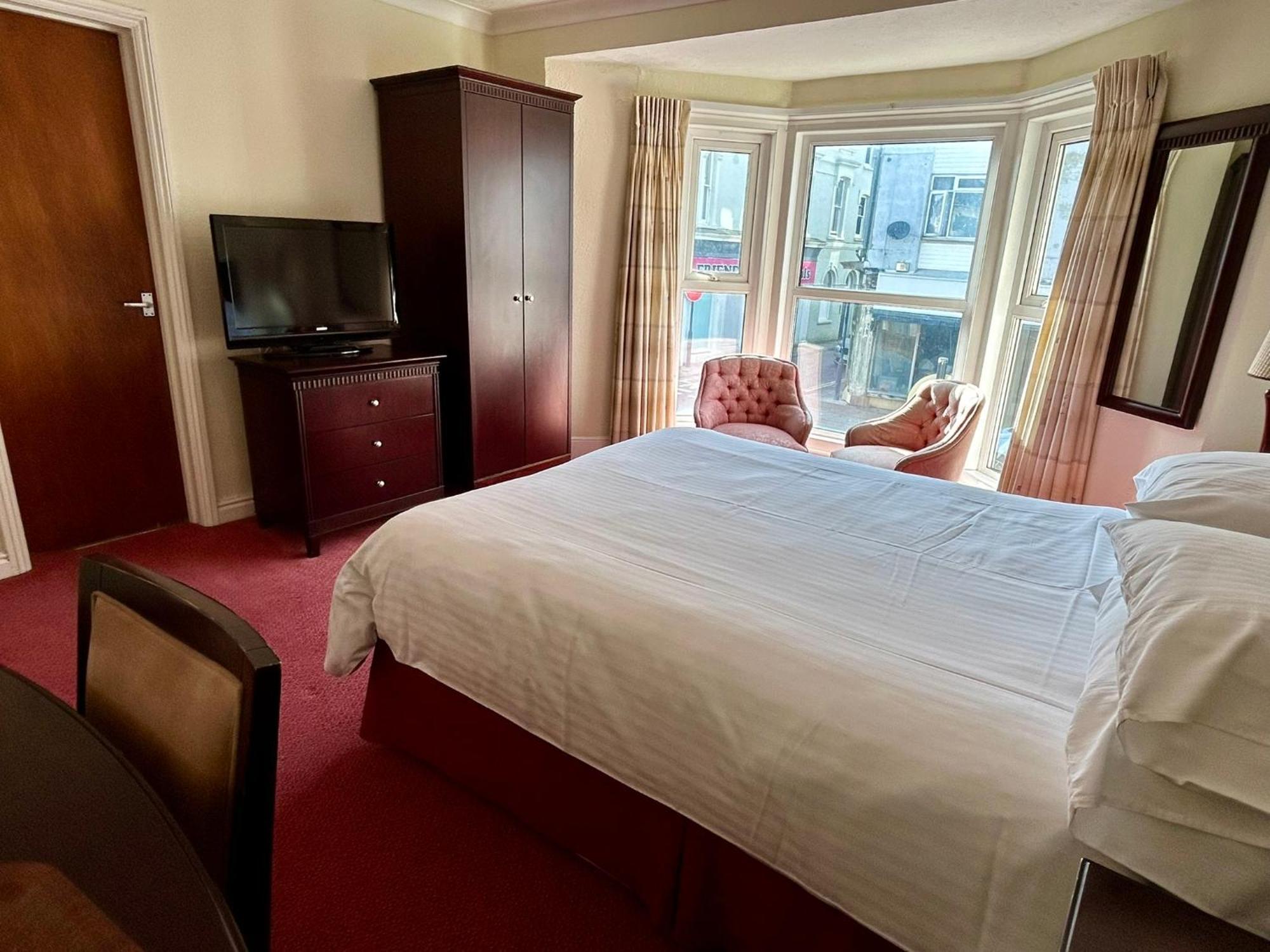 Bay View - Seafront, Sandown - Free Car Ferry For Bookings Of 3 Or More Nights, Subject To Availability Exterior foto